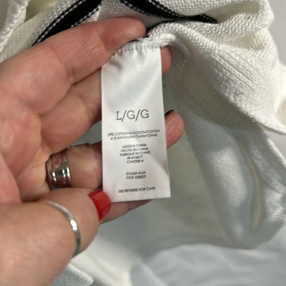 EUC Cabi Turnabout Cardigan #6164 - Picture 6 of 7